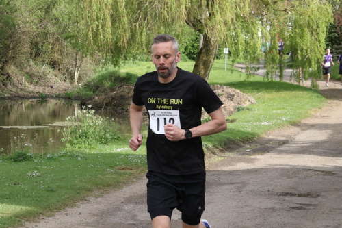 photo 0046 of a runner