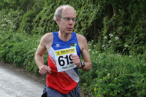 photo 0121 of a runner