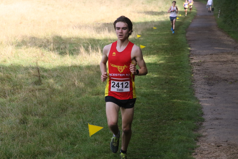 photo 0852 of a runner