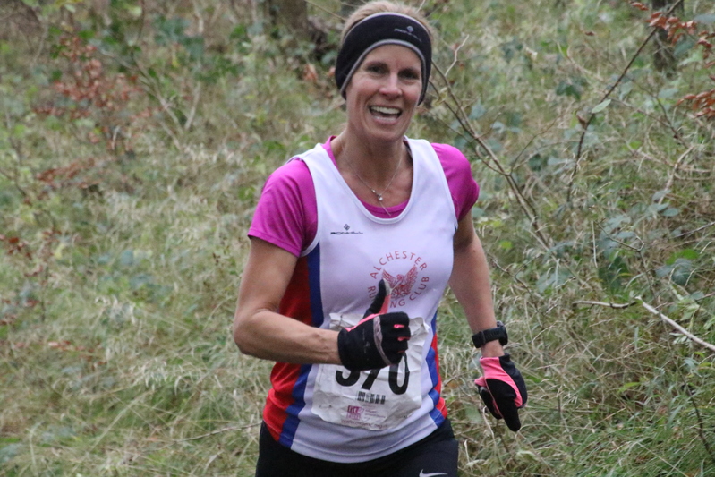 photo 3022 of a runner